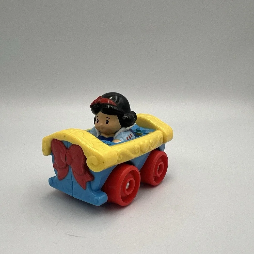 Fisher Price Little People Disney Princess Snow White Wheelies Car 2016